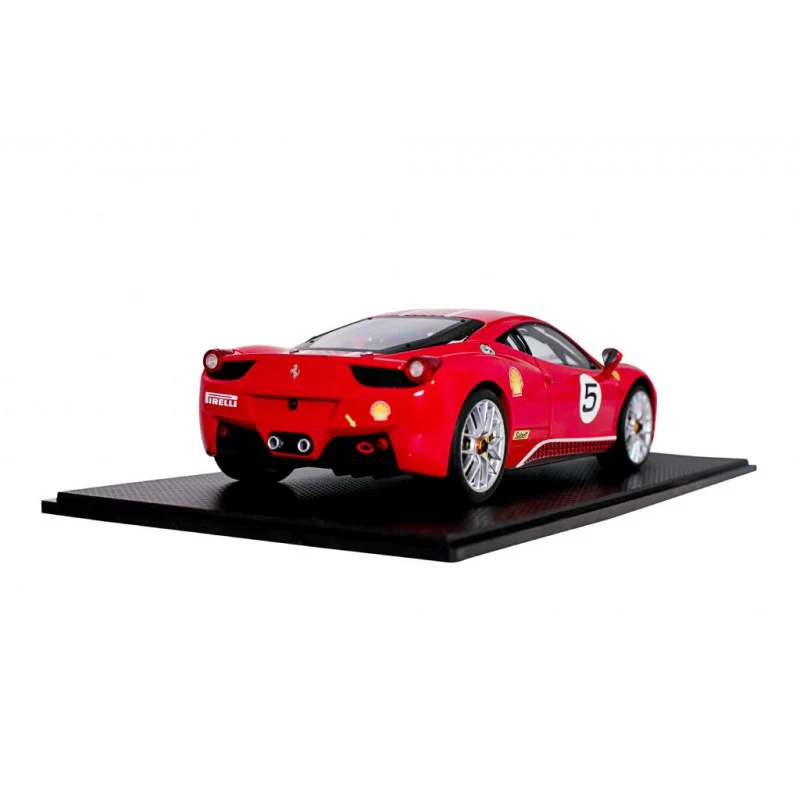 Atlantic Case Stuttgart Premium Deluxe Acrylic Display Case w/ Carbon Fiber Effect Base 1:18 - Image 4