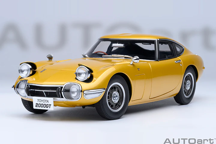 AUTOart 1967 Toyota 2000GT (Upgraded Version) Gold 1:18 - Image 23