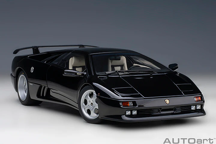 AUTOart 1995 Lamborghini Diablo SE30 Deep Black Metallic 1:18 - Image 18