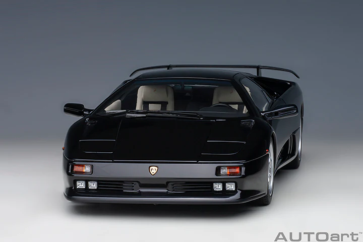 AUTOart 1995 Lamborghini Diablo SE30 Deep Black Metallic 1:18 - Image 20