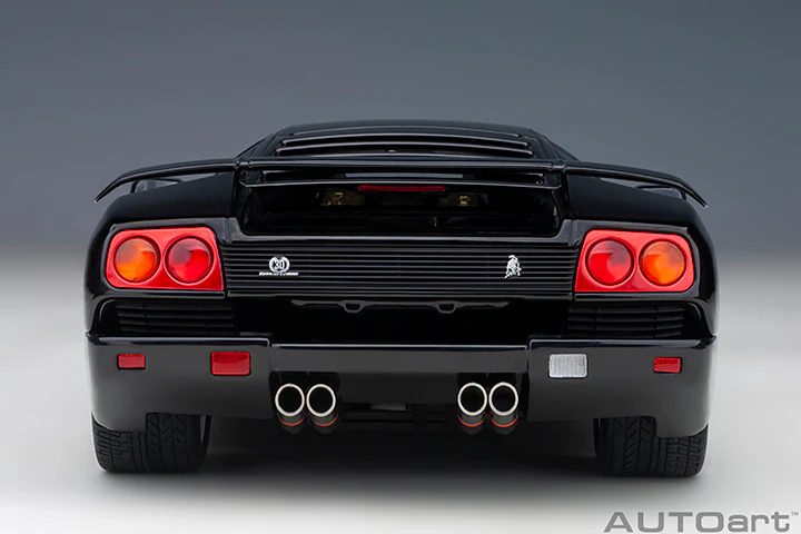 AUTOart 1995 Lamborghini Diablo SE30 Deep Black Metallic 1:18 - Image 6