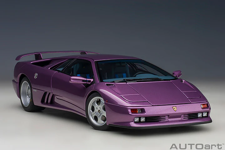 AUTOart 1995 Lamborghini Diablo SE30 Viola SE30 Metallic Purple 1:18 - Image 18
