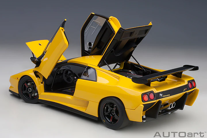 AUTOart Lamborghini Diablo SV-R Superfly Yellow 1:18 - Image 15