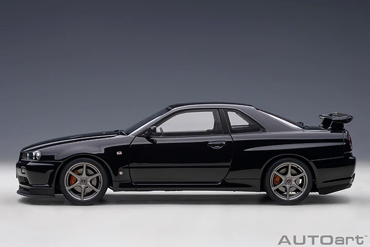 AUTOart 2001 Nissan Skyline GT-R (R34) V-Spec II Black Pearl 1:18 - Image 3