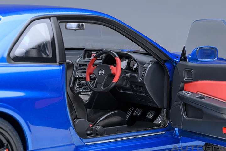 AUTOart 2001 Nissan Skyline GT-R (R34) Z-Tune Bayside Blue 1:18 - Image 8