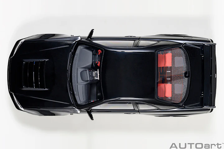 AUTOart 2001 Nissan Skyline GT-R (R34) Z-Tune Black Pearl 1:18 - Image 7