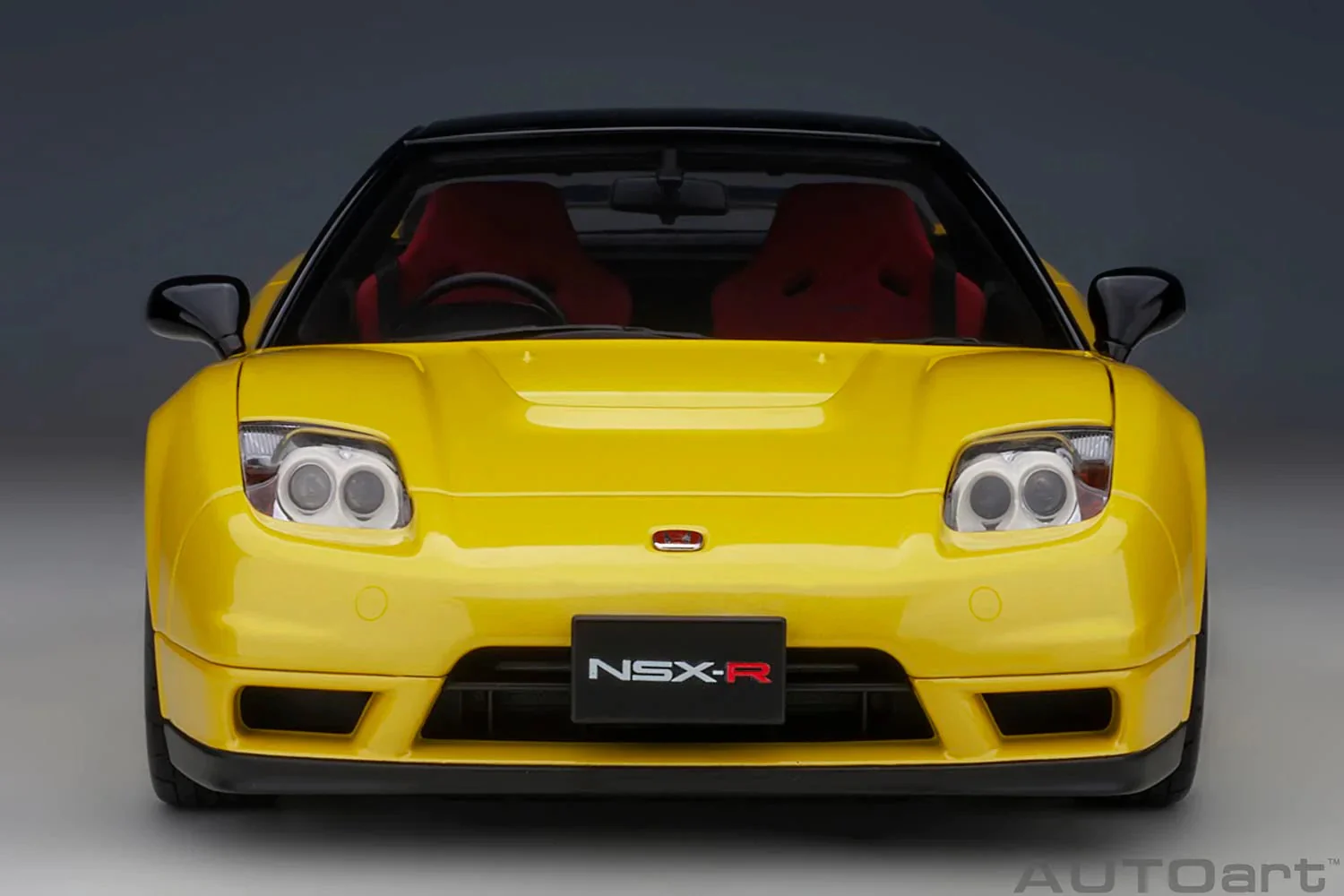 AUTOart 2002 Honda NSX R Indy Pearl Yellow 1:18 - Image 5