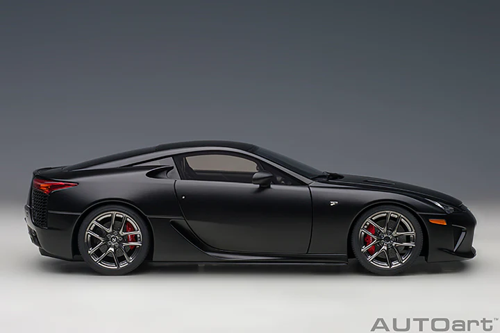 AUTOart 2012 Lexus LFA Matte Black 1:18 - Image 4