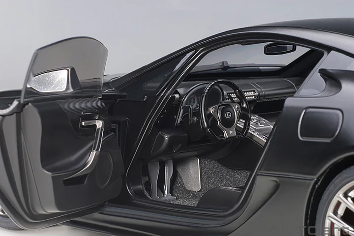 AUTOart 2012 Lexus LFA Matte Black 1:18 - Image 9