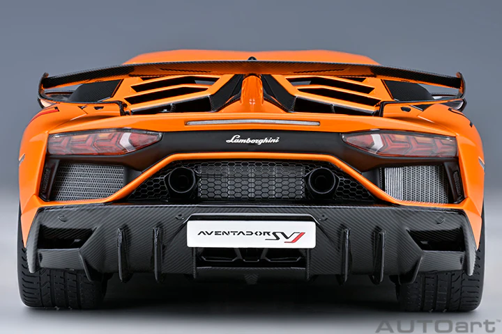 AUTOart 2016 Lamborghini Aventador SVJ Arancio Atlas (Pearl Orange) 1:18 - Image 6