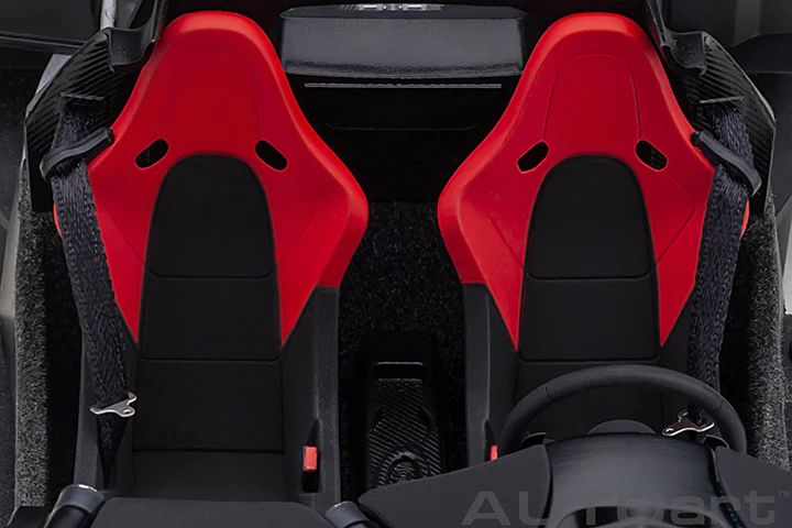 AUTOart 2013 Mclaren P1 Fire Black w/ Red Interior 1:18 - Image 17