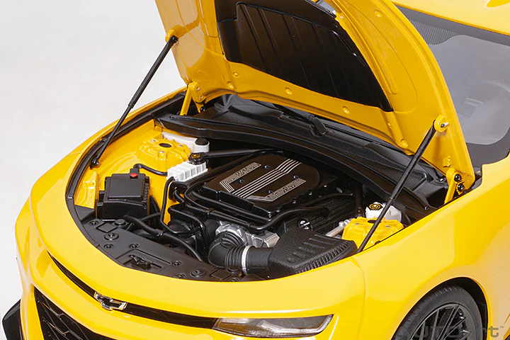 AUTOart 2017 Chevy Camaro ZL1 Bright Yellow 1:18 - Image 11