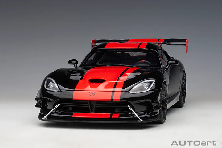 AUTOart 2017 Dodge Viper GTS-R Commemorative Edition ACR Black w/ Red Stripes 1:18 - Image 2