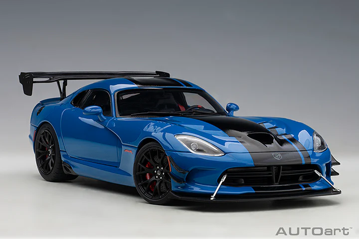AUTOart 2017 Dodge Viper GTS-R Commemorative Edition ACR Competition Blue w/ Black Stripes 1:18 - Image 12