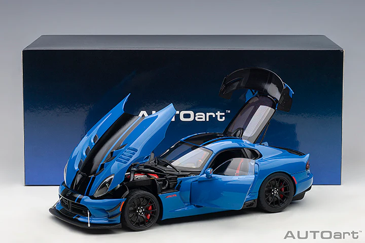 AUTOart 2017 Dodge Viper GTS-R Commemorative Edition ACR Competition Blue w/ Black Stripes 1:18 - Image 16