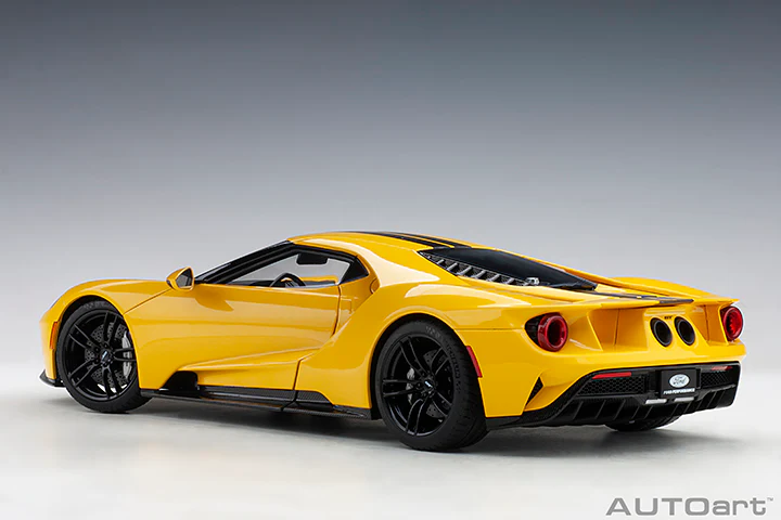 AUTOart 2017 Ford GT Triple Yellow w/ Black Stripes 1:18 - Image 2