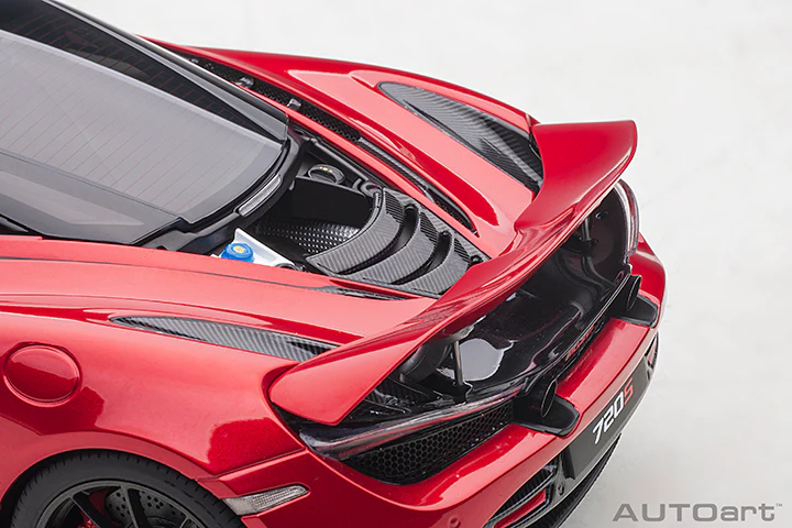 AUTOart 2017 Mclaren 720S Memphis Red Metallic 1:18 - Image 11