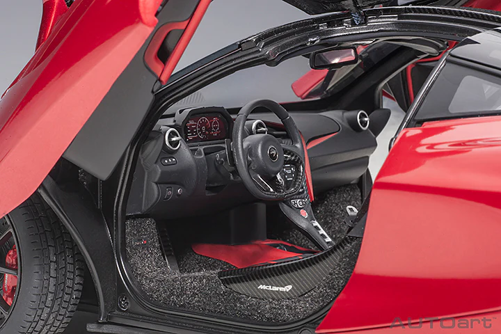 AUTOart 2017 Mclaren 720S Memphis Red Metallic 1:18 - Image 8
