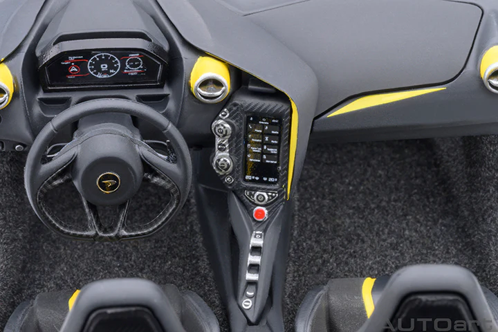 AUTOart 2017 Mclaren 720S Volcano Yellow 1:18 - Image 13
