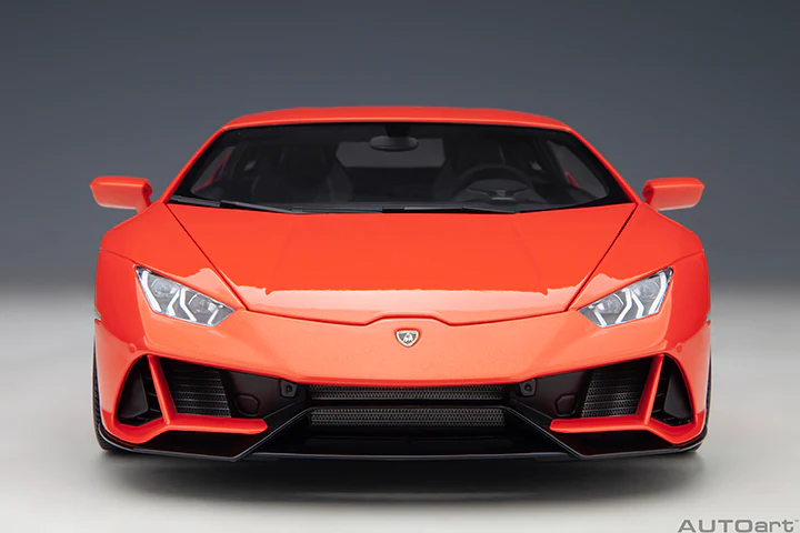 AUTOart 2018 Lamborghini Huracan EVO Arancio Xanto (Golden Orange) 1:18 - Image 5
