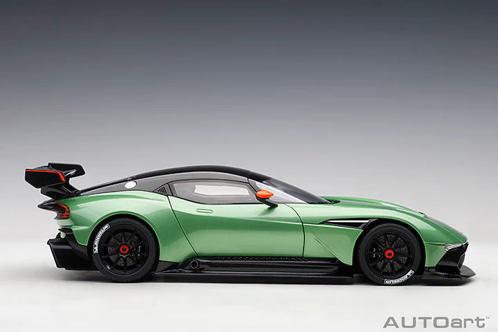 AUTOart 2019 Aston Martin Vulcan Apple Tree Green Metallic 1:18 - Image 4