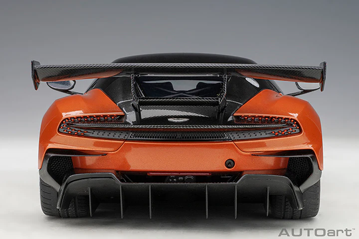 AUTOart 2019 Aston Martin Vulcan Madagascar Orange 1:18 - Image 6