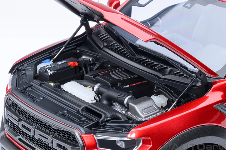 AUTOart 2019 Ford F-150 Raptor Supercrew Ruby Red 1:18 - Image 11