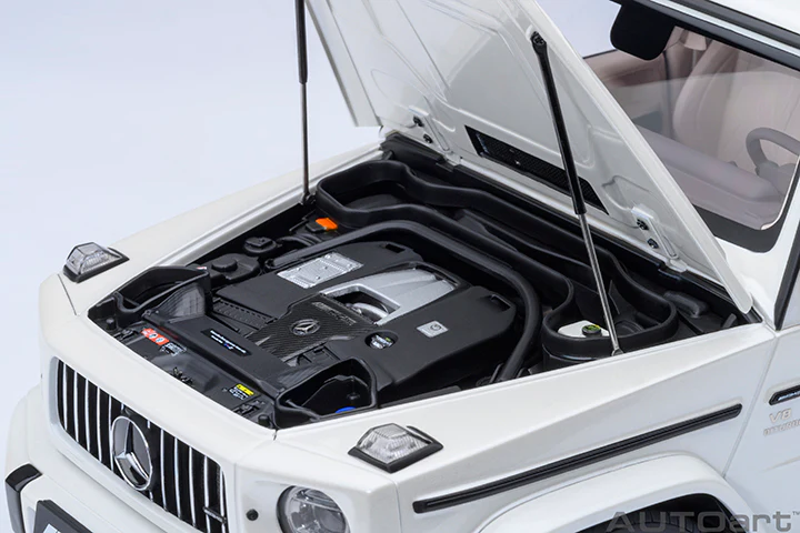 AUTOart 2019 Mercedes-Benz G63 AMG 4x4 G-Class Designo Brilliant White 1:18 - Image 11