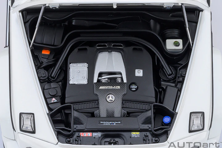 AUTOart 2019 Mercedes-Benz G63 AMG 4x4 G-Class Designo Brilliant White 1:18 - Image 12
