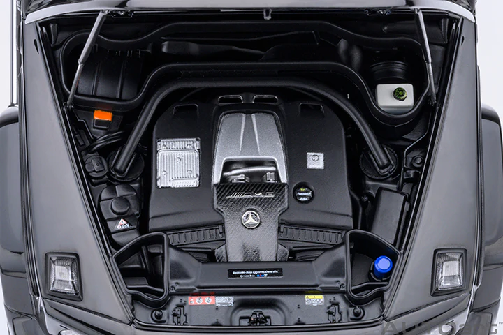 AUTOart 2019 Mercedes-Benz G63 AMG 4x4 G-Class Gloss Black 1:18 - Image 12
