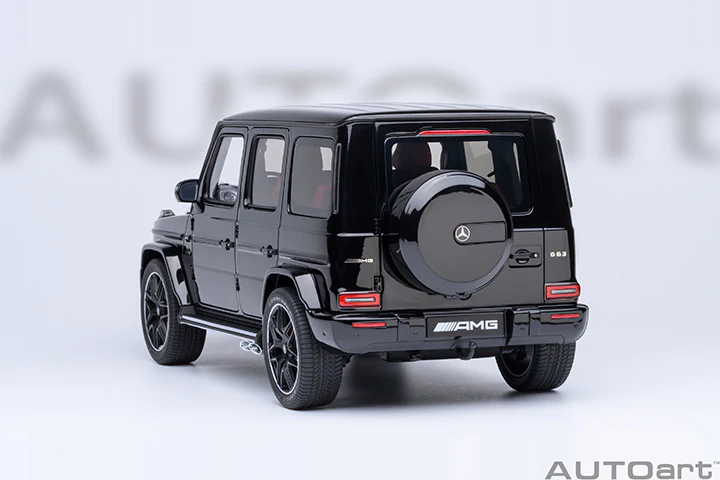 AUTOart 2019 Mercedes-Benz G63 AMG 4x4 G-Class Gloss Black 1:18 - Image 21