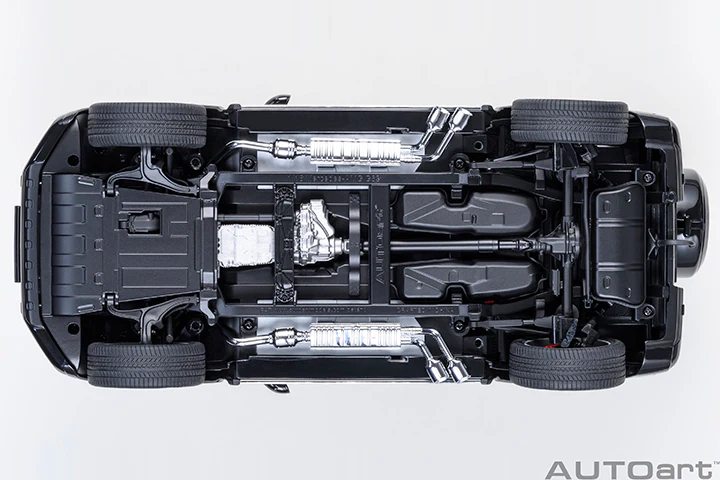 AUTOart 2019 Mercedes-Benz G63 AMG 4x4 G-Class Gloss Black 1:18 - Image 8