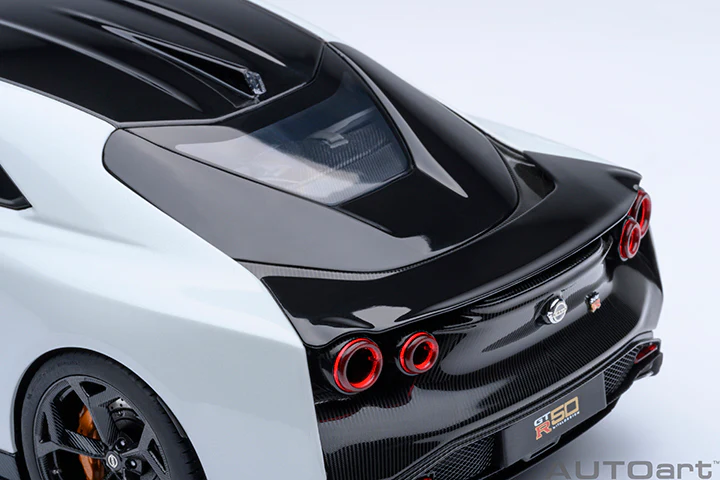 AUTOart 2020 Nissan GT-R (R50) by Italdesign Metallic White w/ Black 1:18 - Image 15