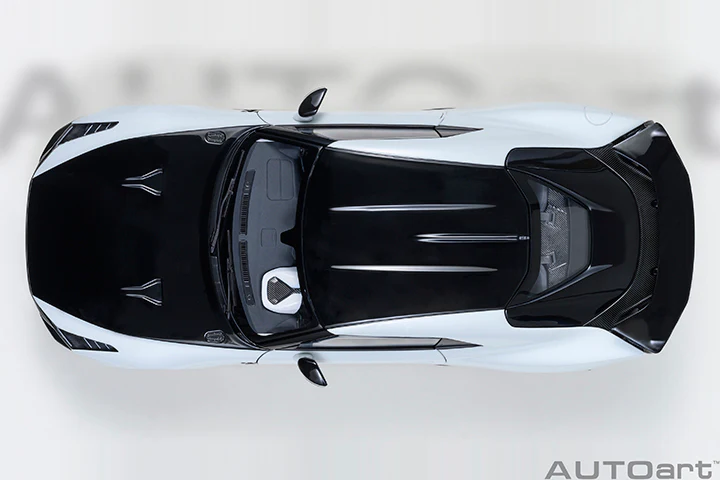AUTOart 2020 Nissan GT-R (R50) by Italdesign Metallic White w/ Black 1:18 - Image 7