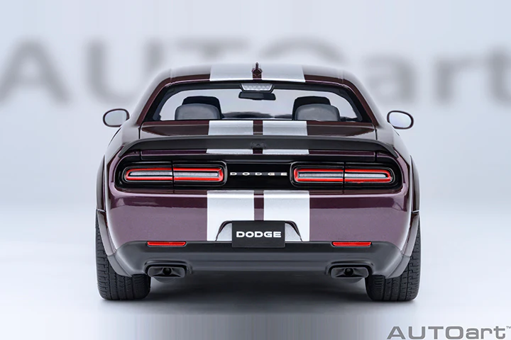 AUTOart 2022 Dodge Challenger SRT Jailbreak Hellraisin (Purple Metallic) 1:18 - Image 6
