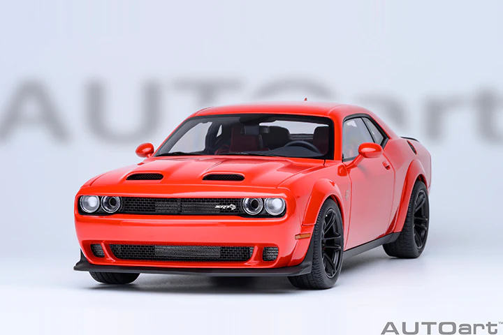 AUTOart 2022 Dodge Challenger SRT Jailbreak TorRed 1:18 - Image 13