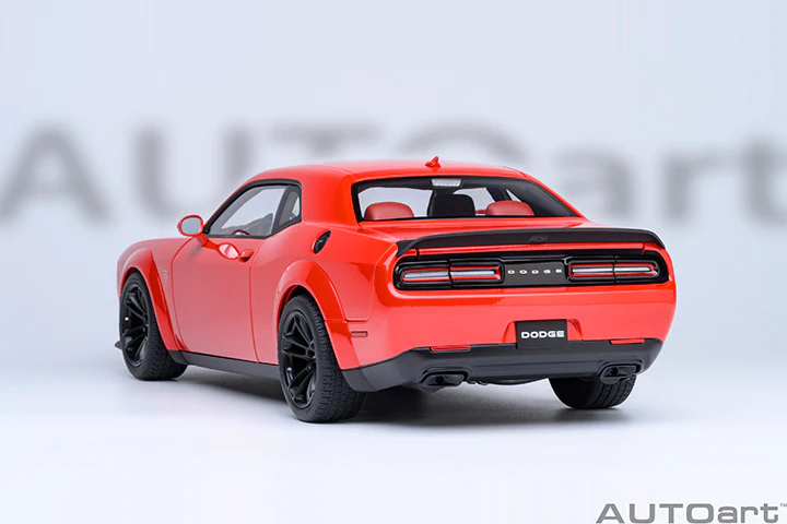 AUTOart 2022 Dodge Challenger SRT Jailbreak TorRed 1:18 - Image 14
