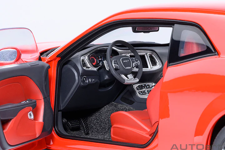 AUTOart 2022 Dodge Challenger SRT Jailbreak TorRed 1:18 - Image 15