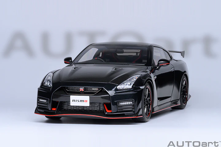 AUTOart 2022 Nissan Skyline GT-R (R35) Nismo Special Edition Meteor Flake Black Pearl 1:18 - Image 17