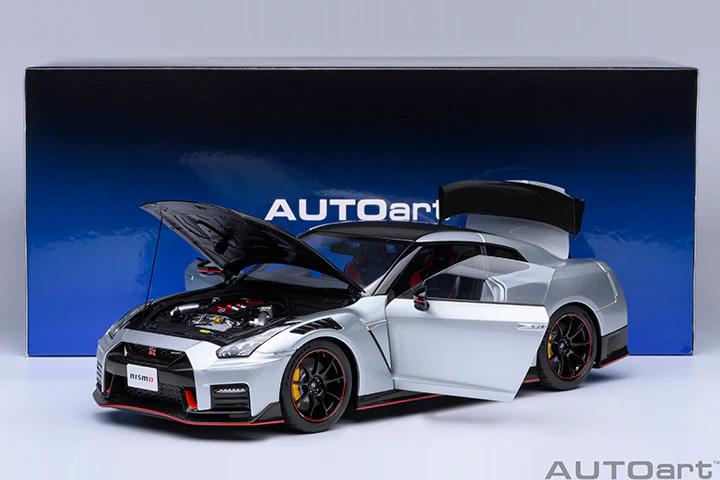 AUTOart 2022 Nissan Skyline GT-R (R35) Nismo Special Edition Ultimate Metal Silver 1:18 - Image 20