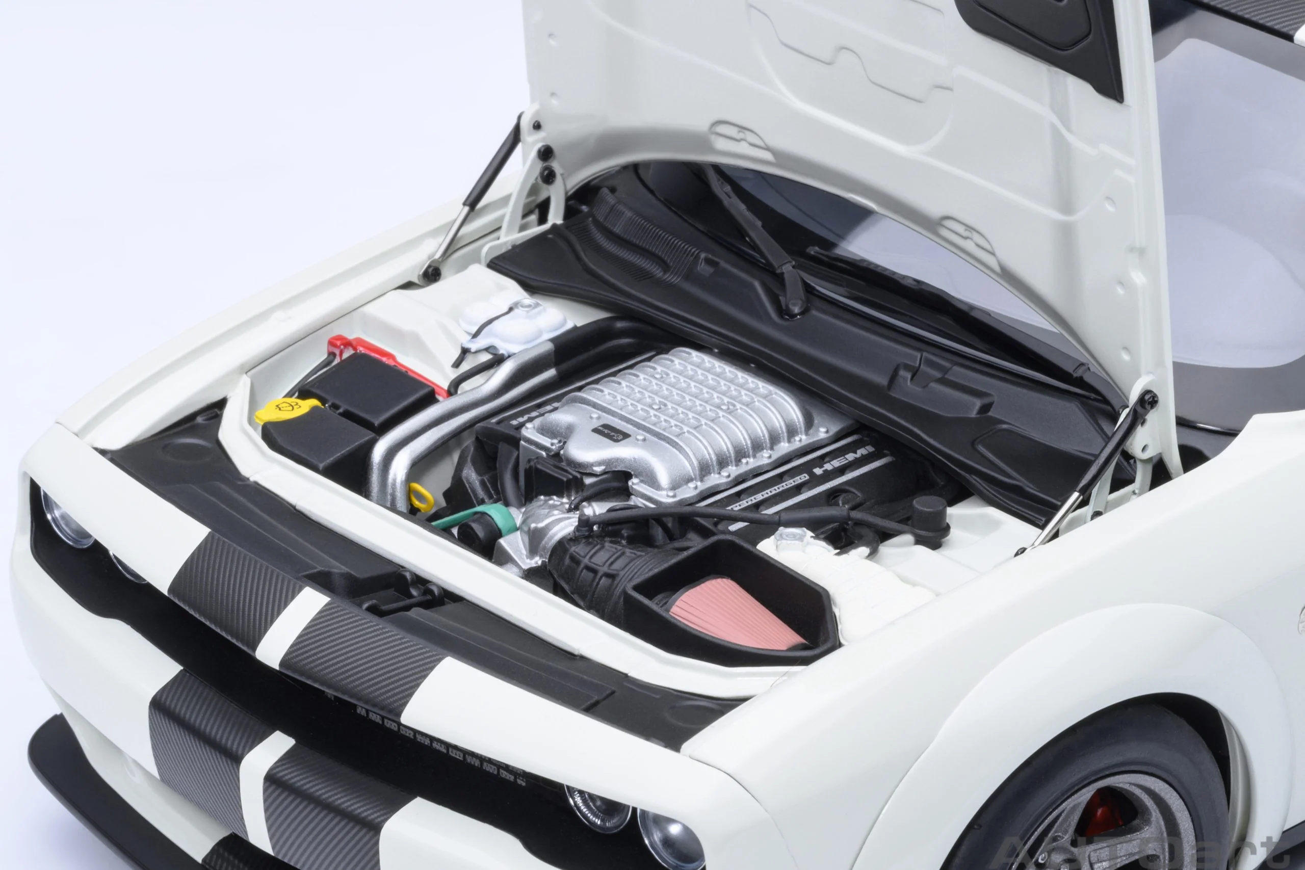 AUTOart 2023 Dodge Challenger SRT Super Stock Knuckle White 1:18 - Image 11