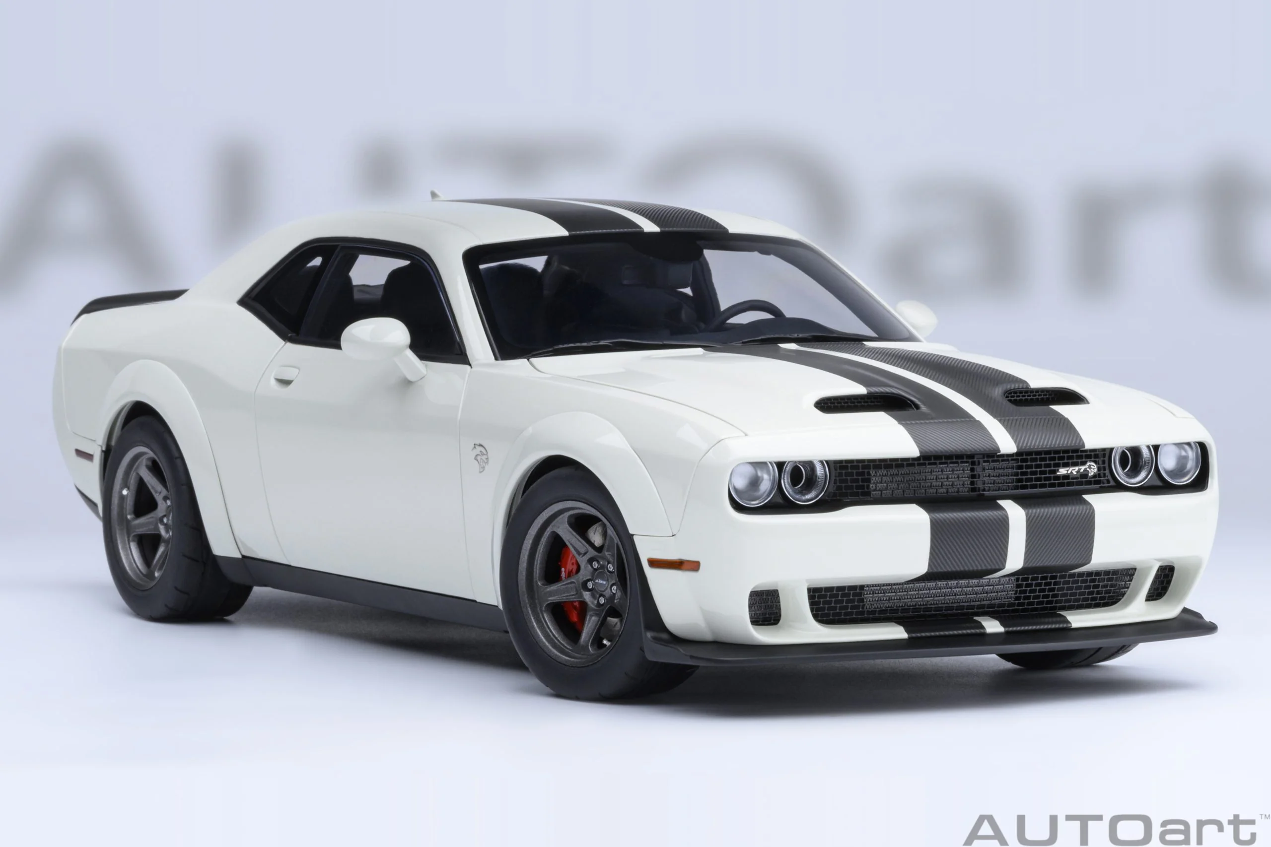 AUTOart 2023 Dodge Challenger SRT Super Stock Knuckle White 1:18 - Image 17