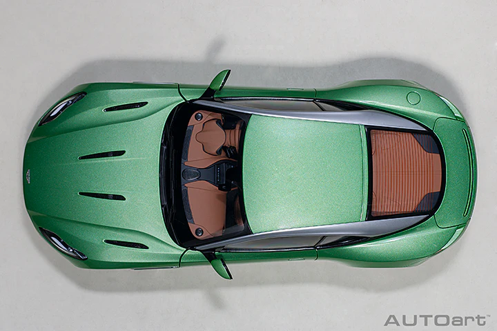 AUTOart Aston Martin DB11 Apple Tree Green Metallic 1:18 - Image 7