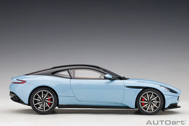 AUTOart Aston Martin DB11 Q Frosted Glass Blue 1:18 - Image 4