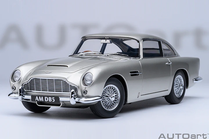 AUTOart Aston Martin DB5 Birch Silver 1:18 - Image 18