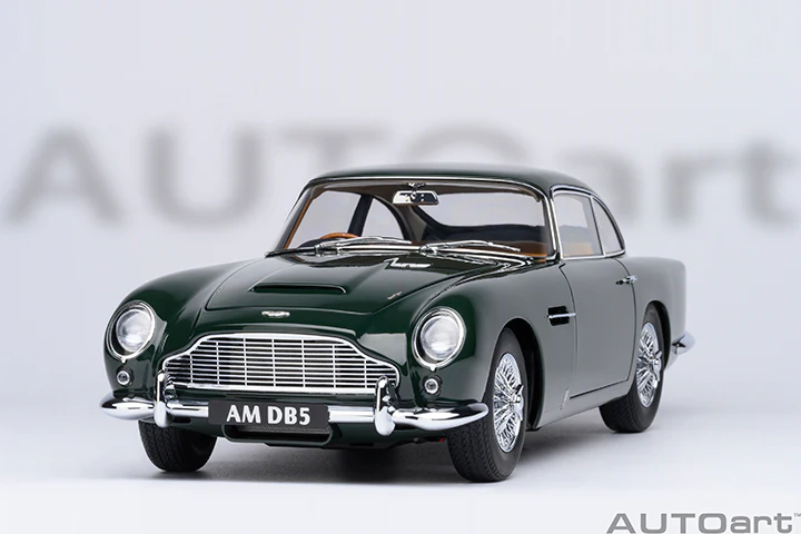 AUTOart Aston Martin DB5 British Racing Green 1:18 - Image 19
