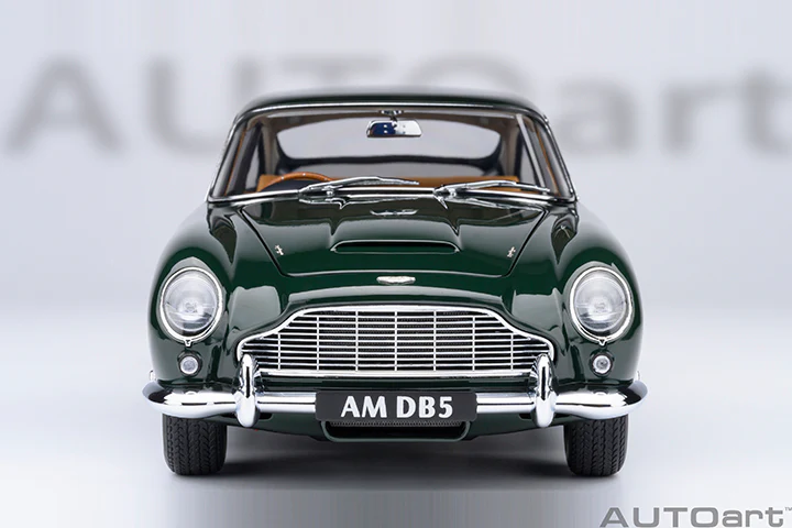 AUTOart Aston Martin DB5 British Racing Green 1:18 - Image 5