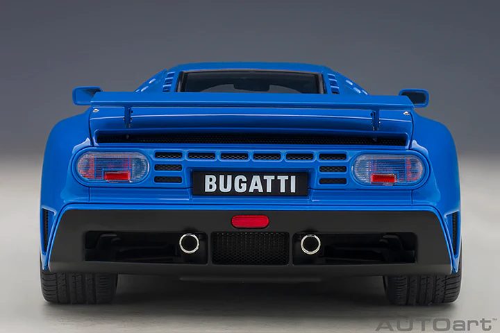 AUTOart Bugatti EB110 SS French Racing Blue 1:18 - Image 6