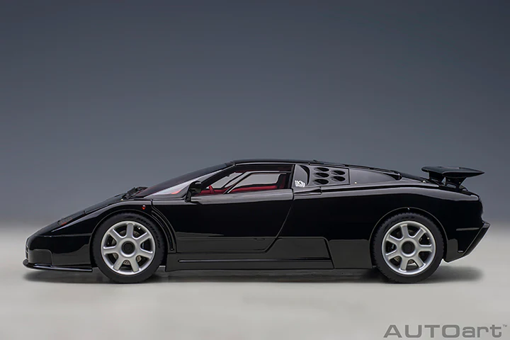 AUTOart Bugatti EB110 SS Nero Vernice (Black) 1:18 - Image 3