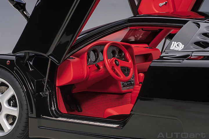 AUTOart Bugatti EB110 SS Nero Vernice (Black) 1:18 - Image 9